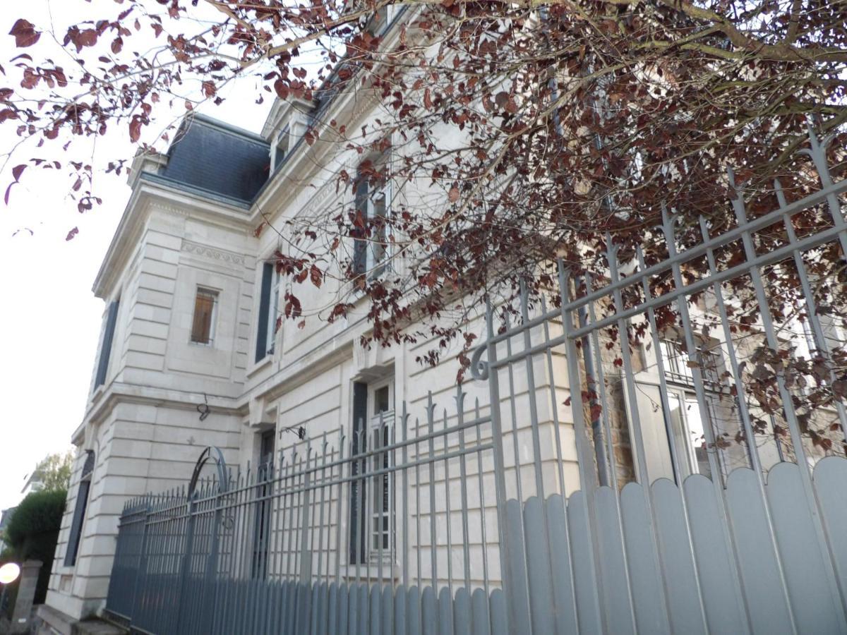 La Maison Blanche - Apparthotels De Charme Chic & Cosy A 350M Du Coeur De Ville De Limoges - Acces Autonome Exteriör bild