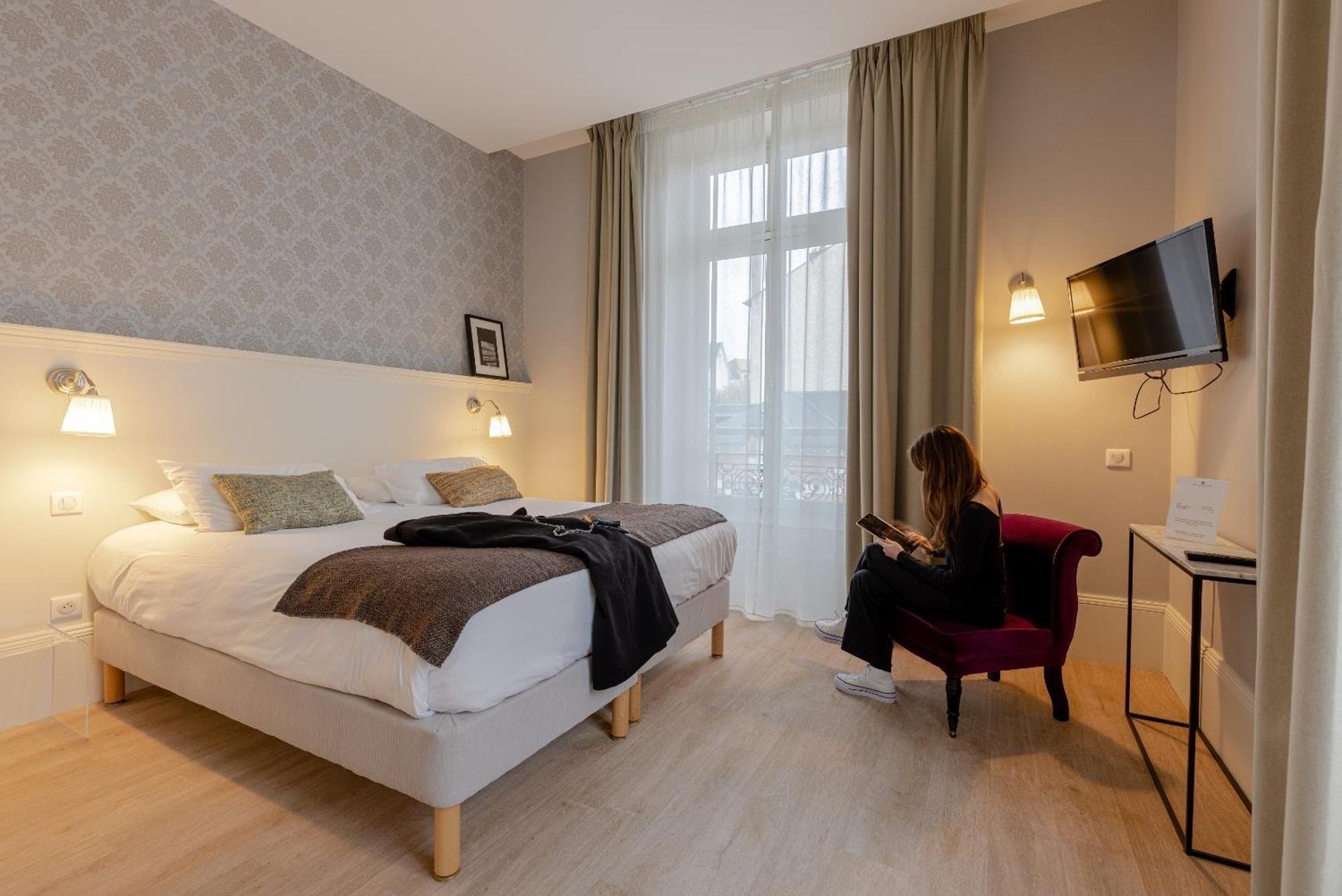 La Maison Blanche - Apparthotels De Charme Chic & Cosy A 350M Du Coeur De Ville De Limoges - Acces Autonome Rum bild