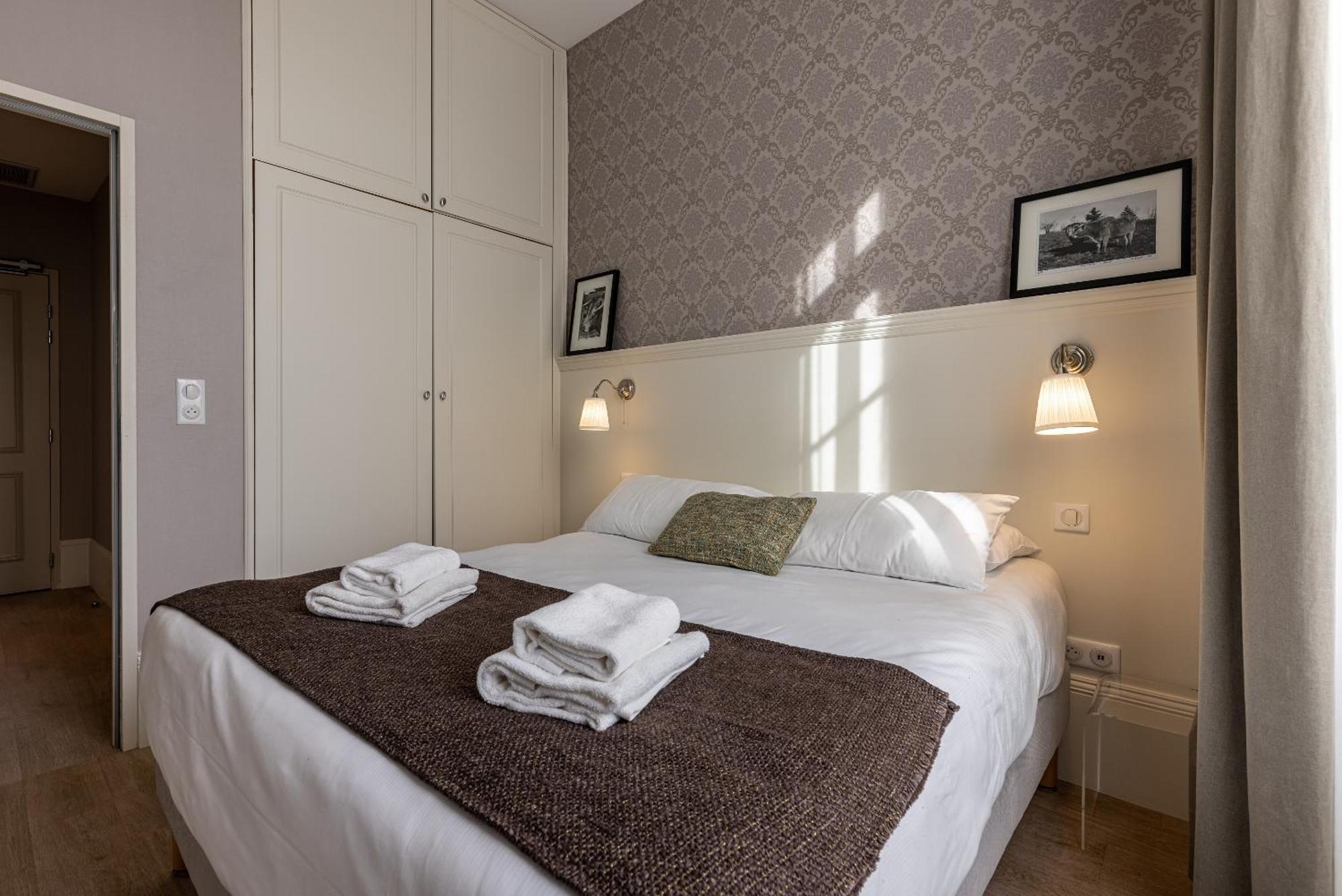 La Maison Blanche - Apparthotels De Charme Chic & Cosy A 350M Du Coeur De Ville De Limoges - Acces Autonome Rum bild
