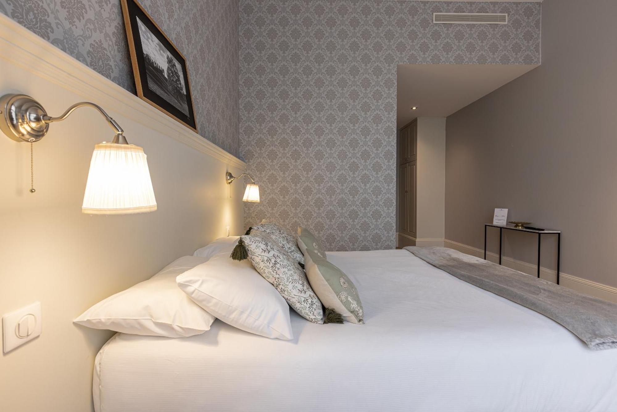 La Maison Blanche - Apparthotels De Charme Chic & Cosy A 350M Du Coeur De Ville De Limoges - Acces Autonome Exteriör bild