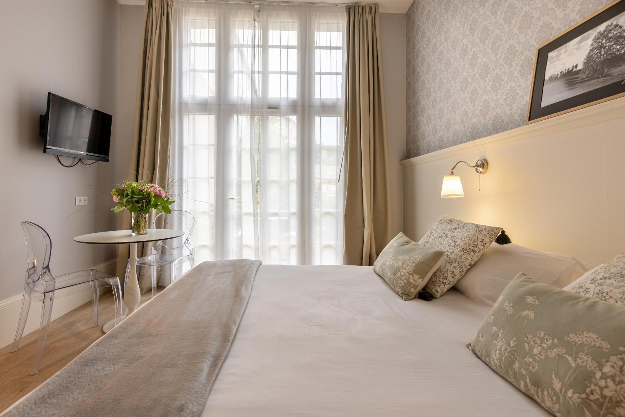 La Maison Blanche - Apparthotels De Charme Chic & Cosy A 350M Du Coeur De Ville De Limoges - Acces Autonome Rum bild